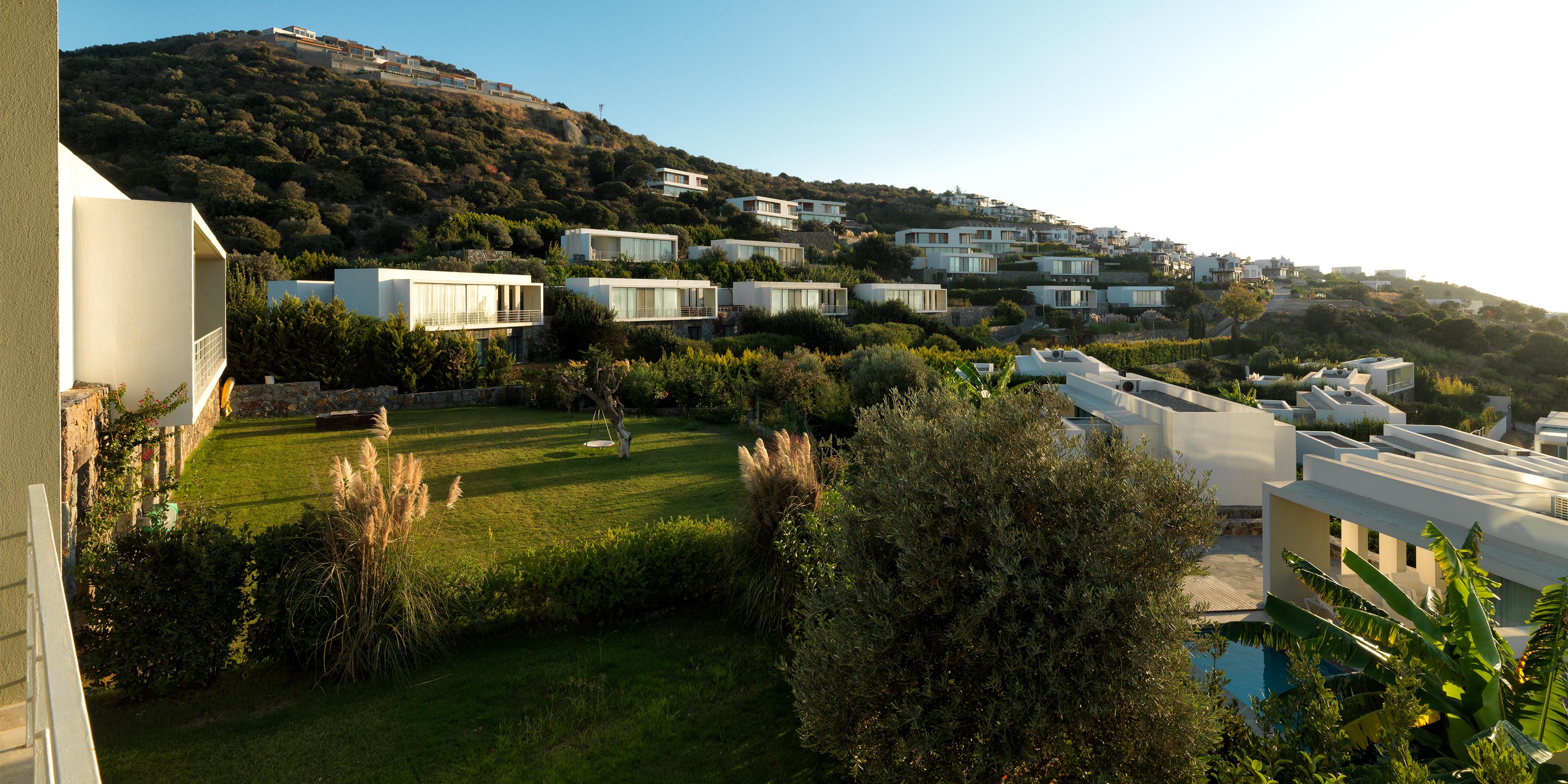 Novron Ardesco Villas